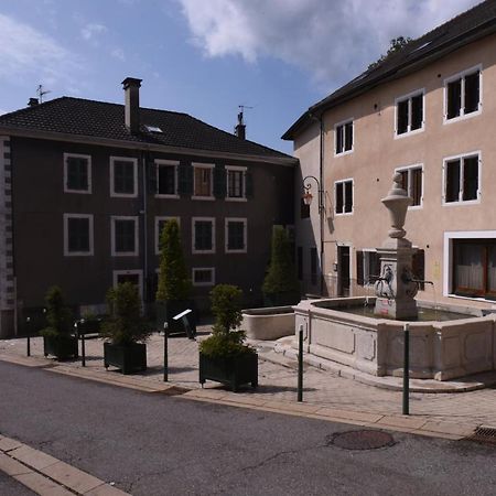 Coeur De Vieille Ville Gex Exterior foto